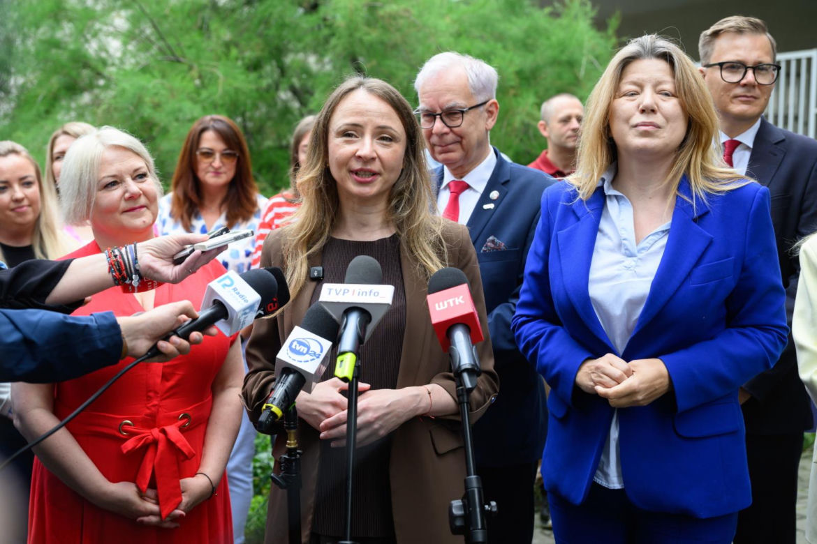Konferencja prasowa szefowej MRPiPS nt. pilotażu skróconego czasu pracy 