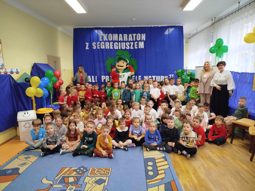 Program jest częścią projektu „EKOmaraton Siedlce z Segregiuszem” promującego edukację ekologiczną wśród najmłodszych poprzez zabawę