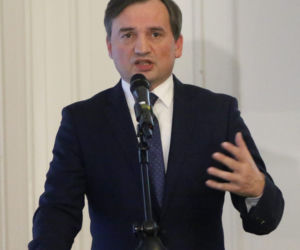 Gowin nie chce, Ziobro myśli 