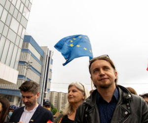 Katowice: Tłumy na proteście społeczności LGBT. Ludzie to nie ideologia! 