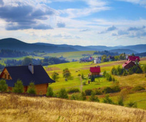 Jesień w Beskidach zachwyca. Te szlaki wyglądają jak z bajki