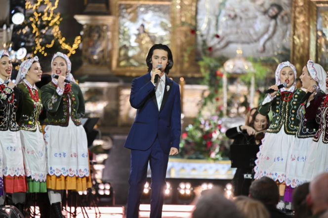 Wielkie Kolędowanie w Polsacie. Najpiękniejsze kolędy i pastorałki w wykonaniu gwiazd