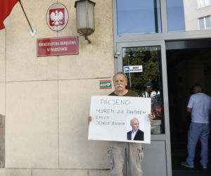 Dr Jędrzejewski po raz drugi w prokuraturze