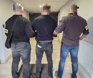 Takiej wizyty lekarskiej się nie spodziewał. W gabinecie zamiast lekarzy czekali na niego policjanci