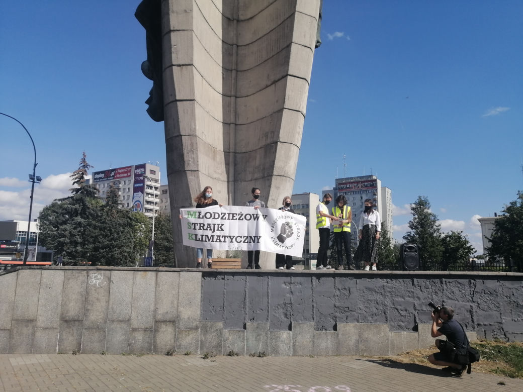 Wyszli na ulicę domagać się klimatycznej sprawiedliwości. 