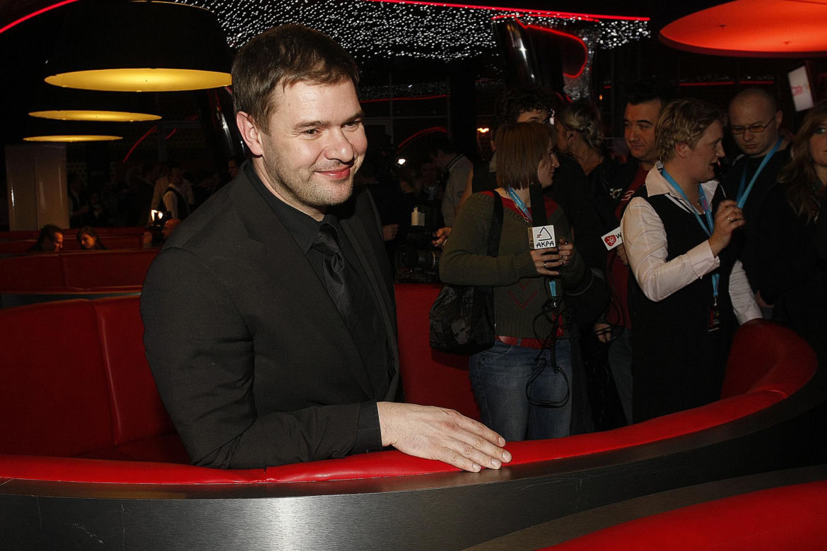 Tomasz Karolak na archiwalnych zdjęciach. Tak wyglądał na początku kariery