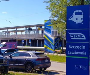 Był szary i nieciekawy, teraz przyciąga kolorami. Przystanek SKM w nowej odsłonie