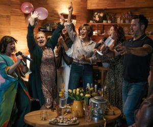 Na dobre i na złe odc. 975. Halinka (Joanna Jarmołowicz), Lucyna Sikorka (Anna Samusionek), Jadzia (Aldona Jankowska), Beata (Maria Góralczyk), Borys Jakubek (Marcin Zacharzewski), Maja Skawina (Katarzyna Wuczko)