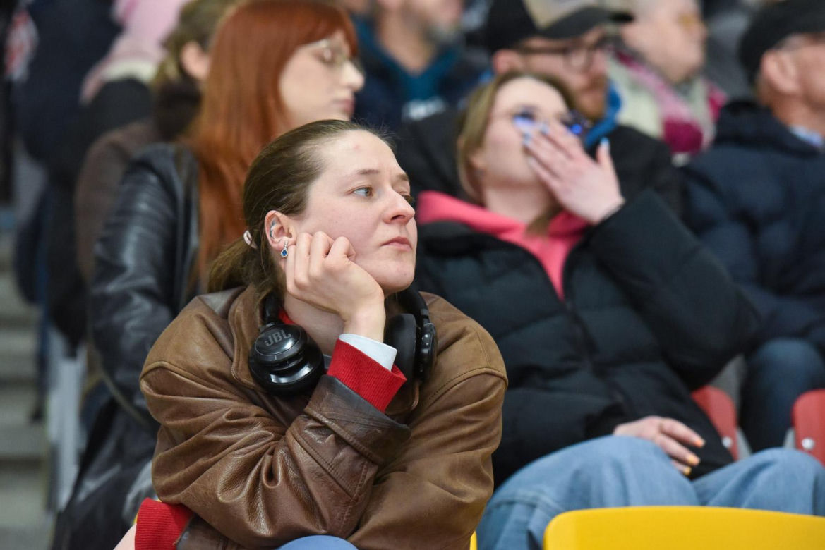 KH Energa Toruń - Unia Oświęcim 4:1, zdjęcia kibiców i zawodników z meczu nr 6