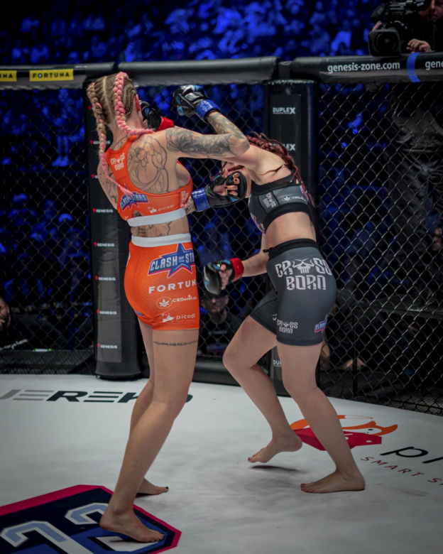 zawodniczki MMA po walce