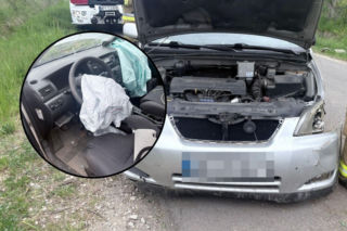 Auto zjechało do rowu i wypadło na jezdnię. LPR zabrało 5-latka do szpitala