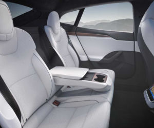 Tesla Model S lifting 2021