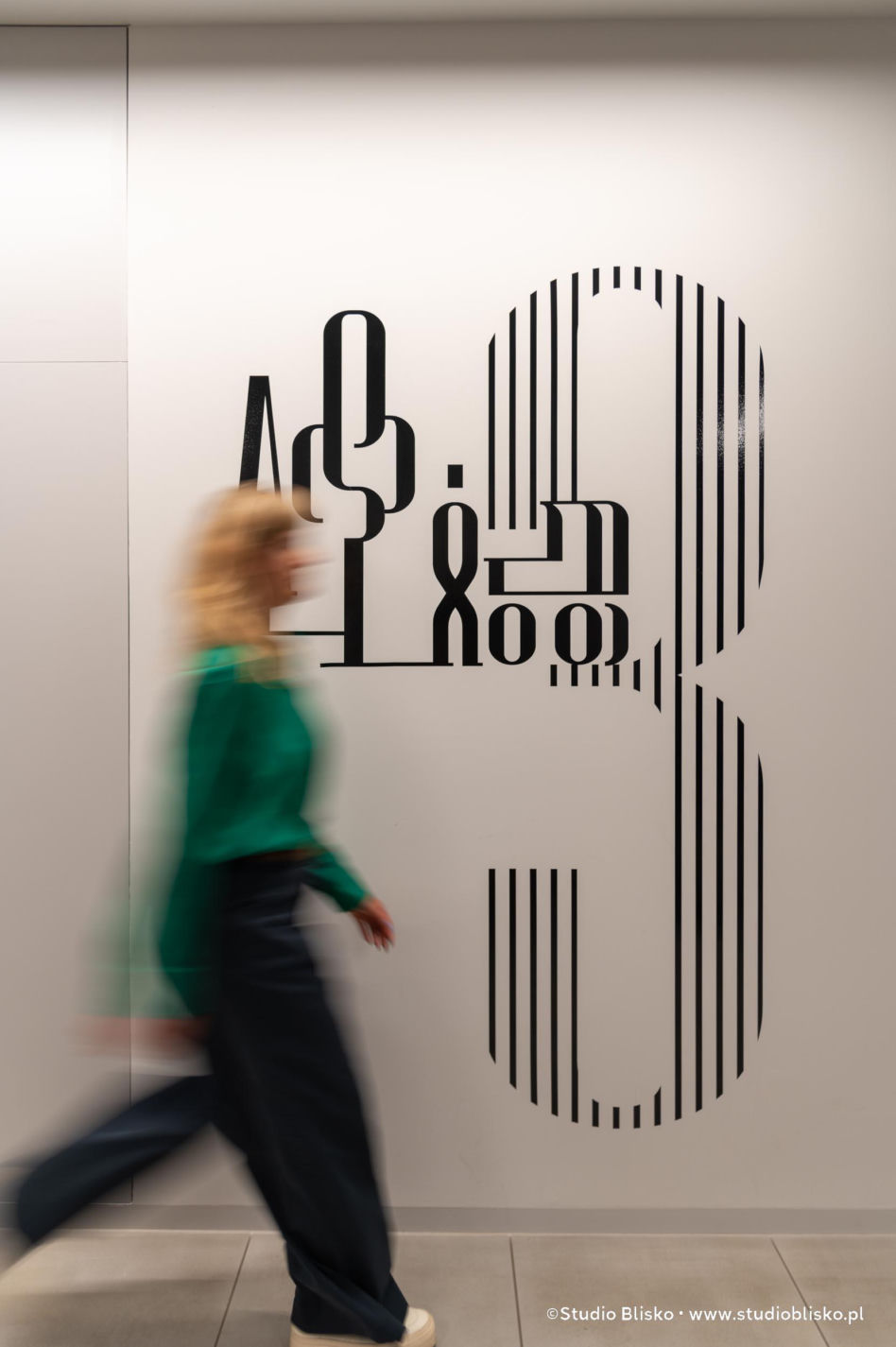 Wayfinding dla apartamentów Naturia w Toruniu 