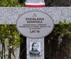 Niemcy mordowali je, bo pomagały rannym