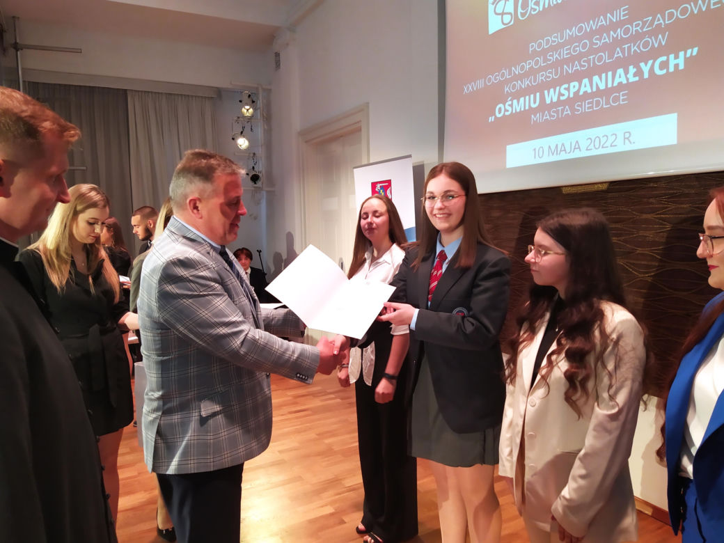 Laureaci i wyróżnieni w konkursie "Ośmiu Wspaniałych" w Siedlcach w 2022 roku - fotorelacja