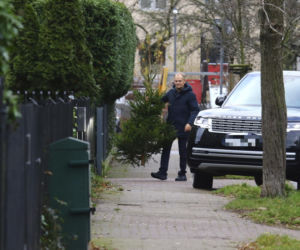 Premier Donald Tusk ma gest? Kupił dwie choinki i odmówił reszty