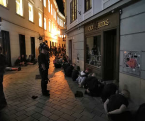 Dramat na Słowacji. Brutalne starcia kiboli Cracovii w Bratysławie