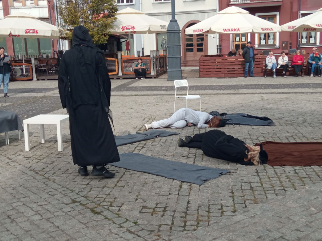 Teatr Uliczny "Nie daj się wciągnąć" w Grudziądzu