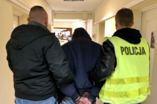 22-latek zaatakował swojego oskarżyciela! Straszne sceny w Trzciance