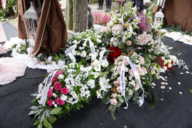 Agnieszka Maciąg spoczęła na Powązkach. Tak bliscy pożegnali uwielbianą modelkę