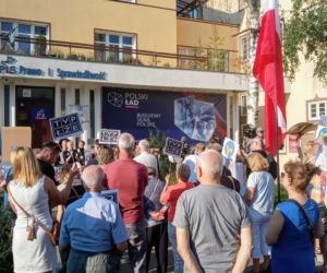 Protest w Szczecinie po przegłosowaniu ustawy Lex TVN