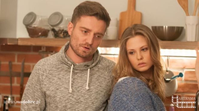 Na dobre i na złe odc. 589. Przemek Zapała (Marcin Rogacewicz), Ola (Anna Karczmarczyk)