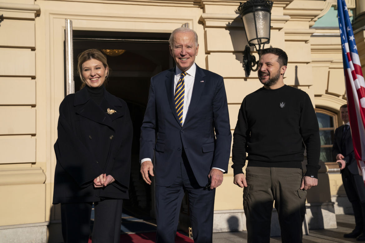 Tak wojna zmieniła twarz Ołeny Zełenskiej 