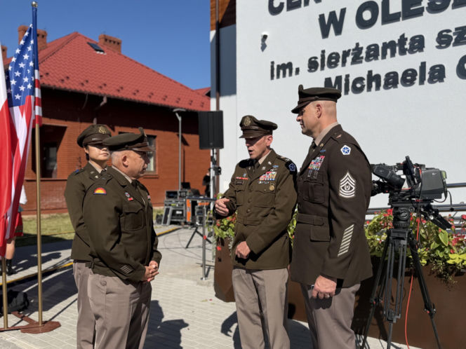 Michael Ollis patronem Centrum Kultury w Olesznie. To on ocalił życie Polaka w Afganistanie