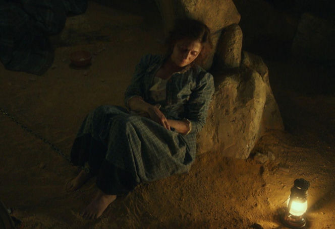 "La promesa - pałac tajemnic", odcinek 330: Alonso wyrusza na samotne poszukiwania Marii, a wspomnienie z dzieciństwa prowadzi go do przełomu