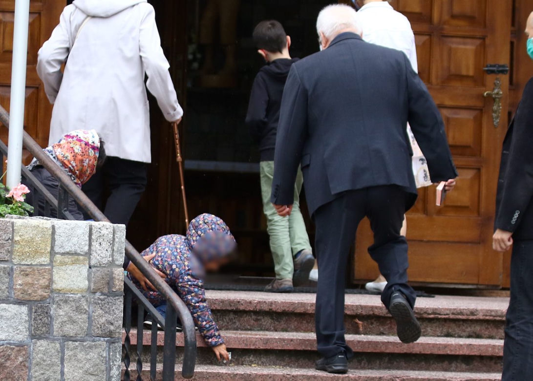 Lech Wałęsa na niedzielnej mszy