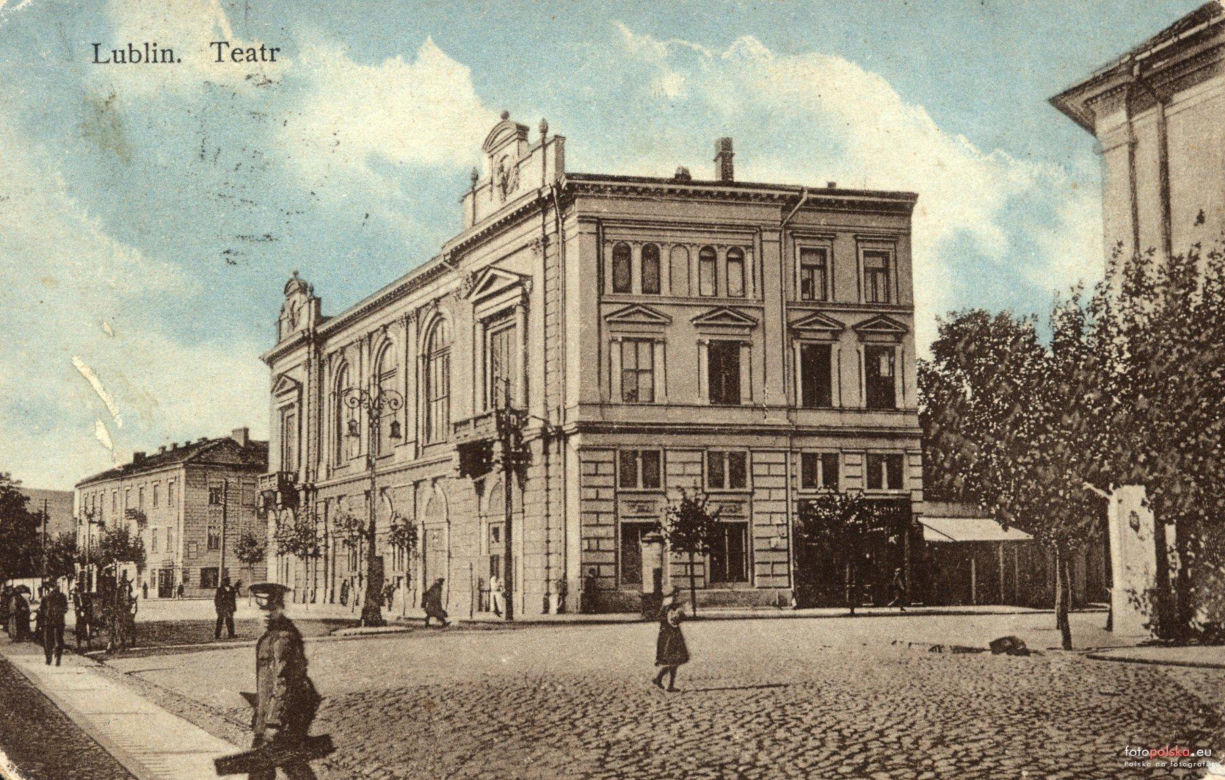 Plac Wolności i jego okolice 100 lat temu oraz w 2024 roku