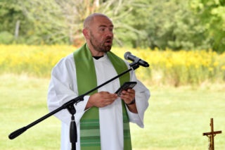 Ks. Piotr Rapcia w rozmowie o polonijnej Wielkanocy