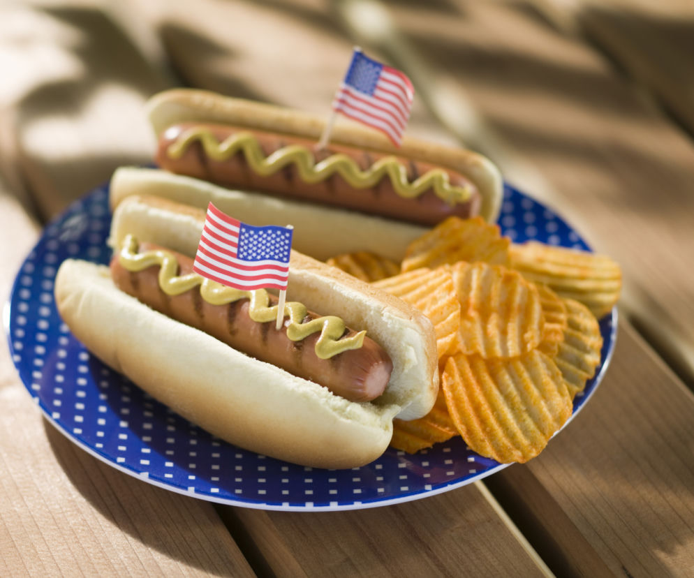 jak-zrobic-hot-doga-po-amerykansku-przepis.jpg