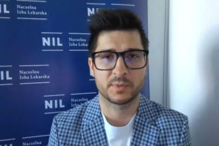 Rzecznik Naczelnej Izby Lekarskiej szczerze o nagonce i problemach NFZ. Mocne słowa medyka 