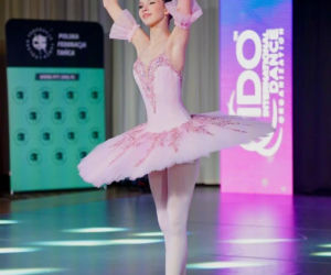 Uczniowie Niepublicznej Szkoły Sztuki Tańca Caro Dance w Siedlcach odnieśli spektakularny sukces, zdobywając łącznie kilkanaście medali podczas pierwszych ogólnopolskich turniejów tanecznych