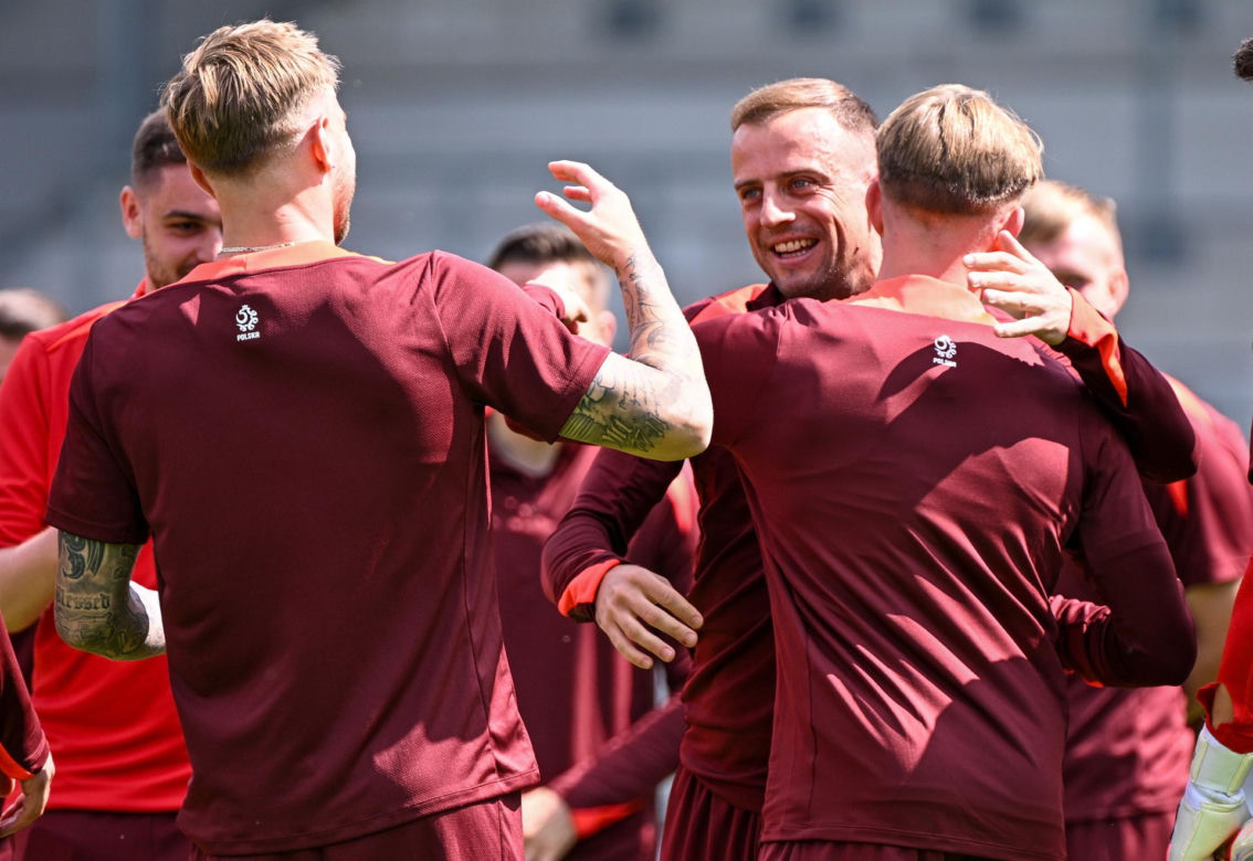 Kamil Grosicki żegna się i dziękuje kolegom z reprezentacji