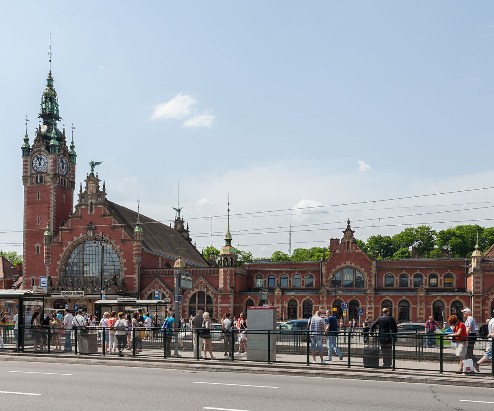 Zabił mężczyznę w centrum Gdańska na oczach ludzi! Policja zna motyw i szuka świadków!
