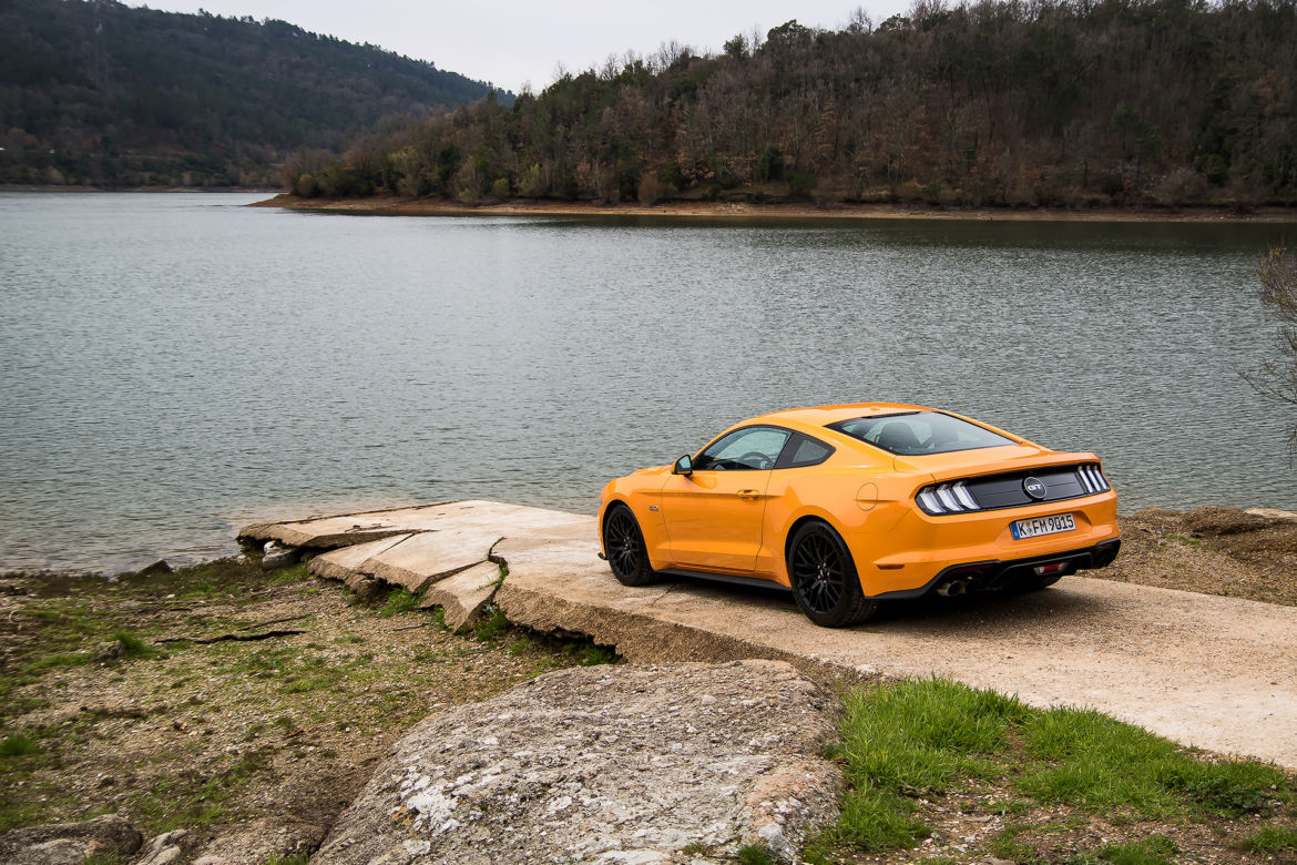 Ford Mustang GT 5.0 V8 Fastback lifting 2018 