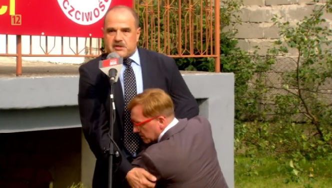 Ranczo 9 sezon odc. 117. Czerepach (Artur Barciś), senator Kozioł (Cezary Żak)