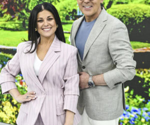 Garnitur Kasi Cichopek idealnie sprawdzi się na Komunię. Ten kolor idealnie wpisuje się w wiosenne trendy