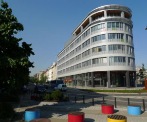 Wyróżnienie - kompleks biurowo-usługowy GRUNWALDZKI CENTER, pl. Grunwaldzki, ul. Marii Curie-Skłodowskiej, ul. Cypriana Kamila Norwida 