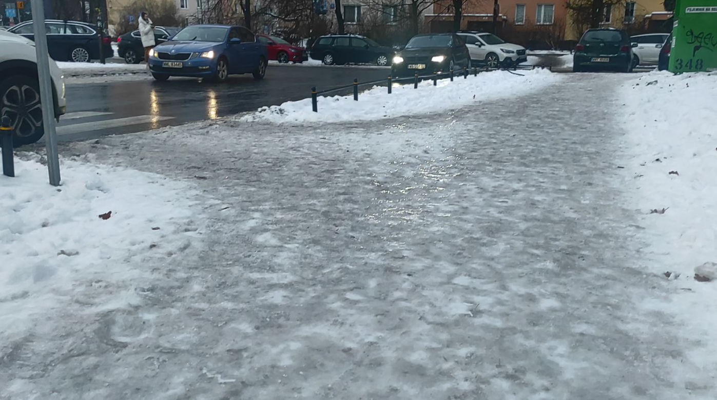 Gołoledź w Warszawie 20.12.2022