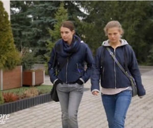 Na dobre i na złe odc. 585. Ola (Anna Karczmarczyk), Zuza (Julia Kamińska)