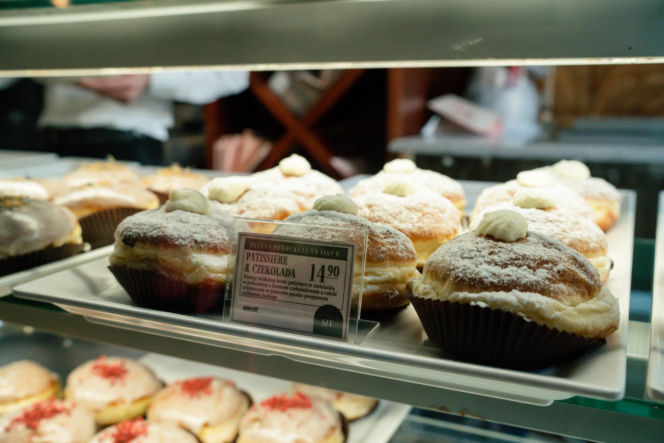 Najstarsza kawiarnia w Warszawie może zniknąć z Nowego Światu