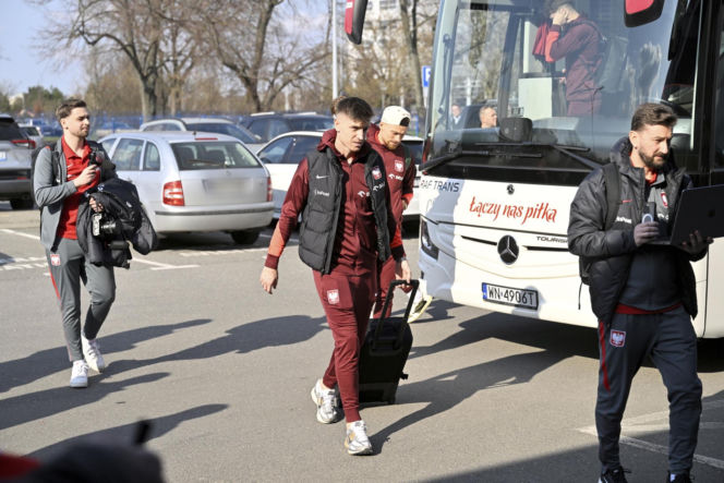 Polscy piłkarze polecieli na finał baraży ze Szwecją