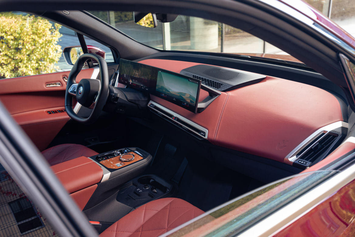 BMW iX xDrive 50
