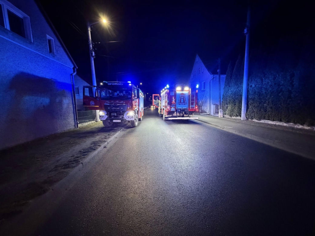 Groził wysadzeniem budynku. Strażacy ewakuowali lokatorów
