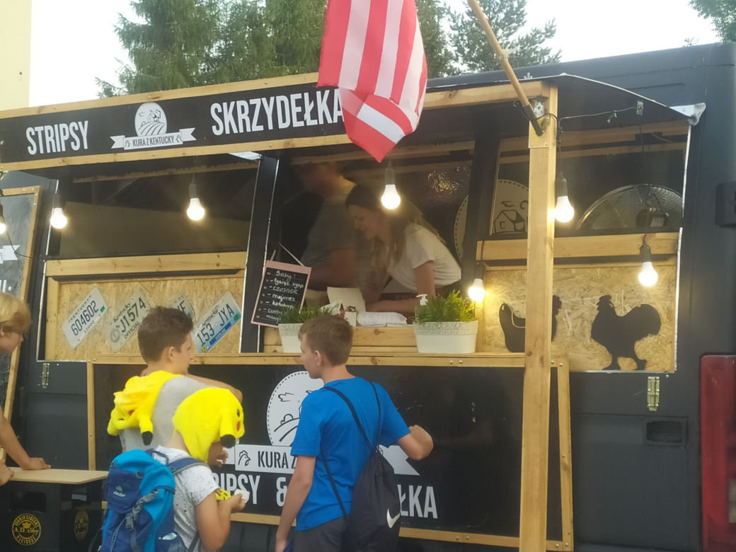 foodtracki na Bulwarach nad Sołą