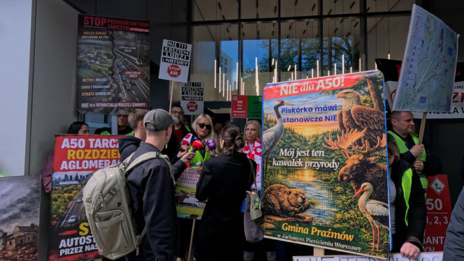 Dramat setek rodzin pod Warszawą! Nowa autostrada zburzy ich domy?! „Żyjemy na bombie”