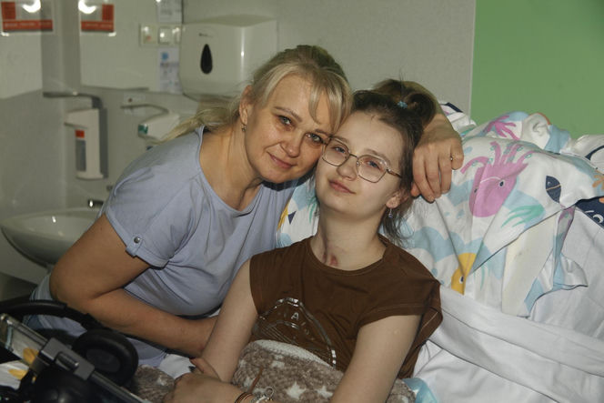 Koń zrujnował życie 16-letniej Klaudii. Mama: "Cudem udało się ją uratować"